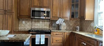 Peaceful 3-bedroom house in weddington