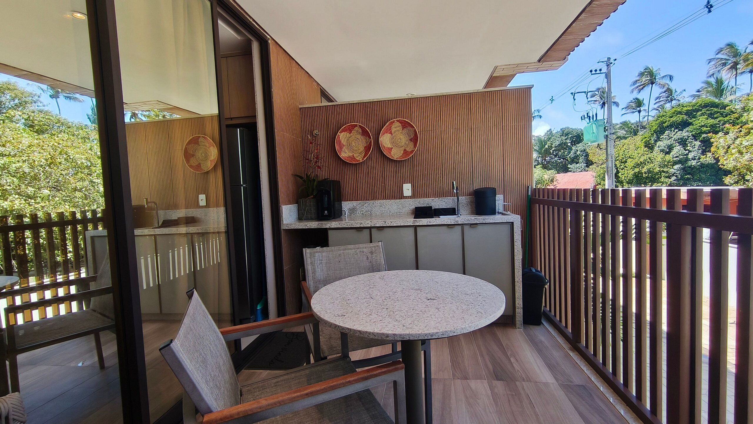 Studio | Lanai