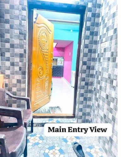 UK Guest House Three-Bedroom Villa