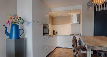 Luxe, Sfeervol Appartement aan Ijsselmeer en Boulevard
