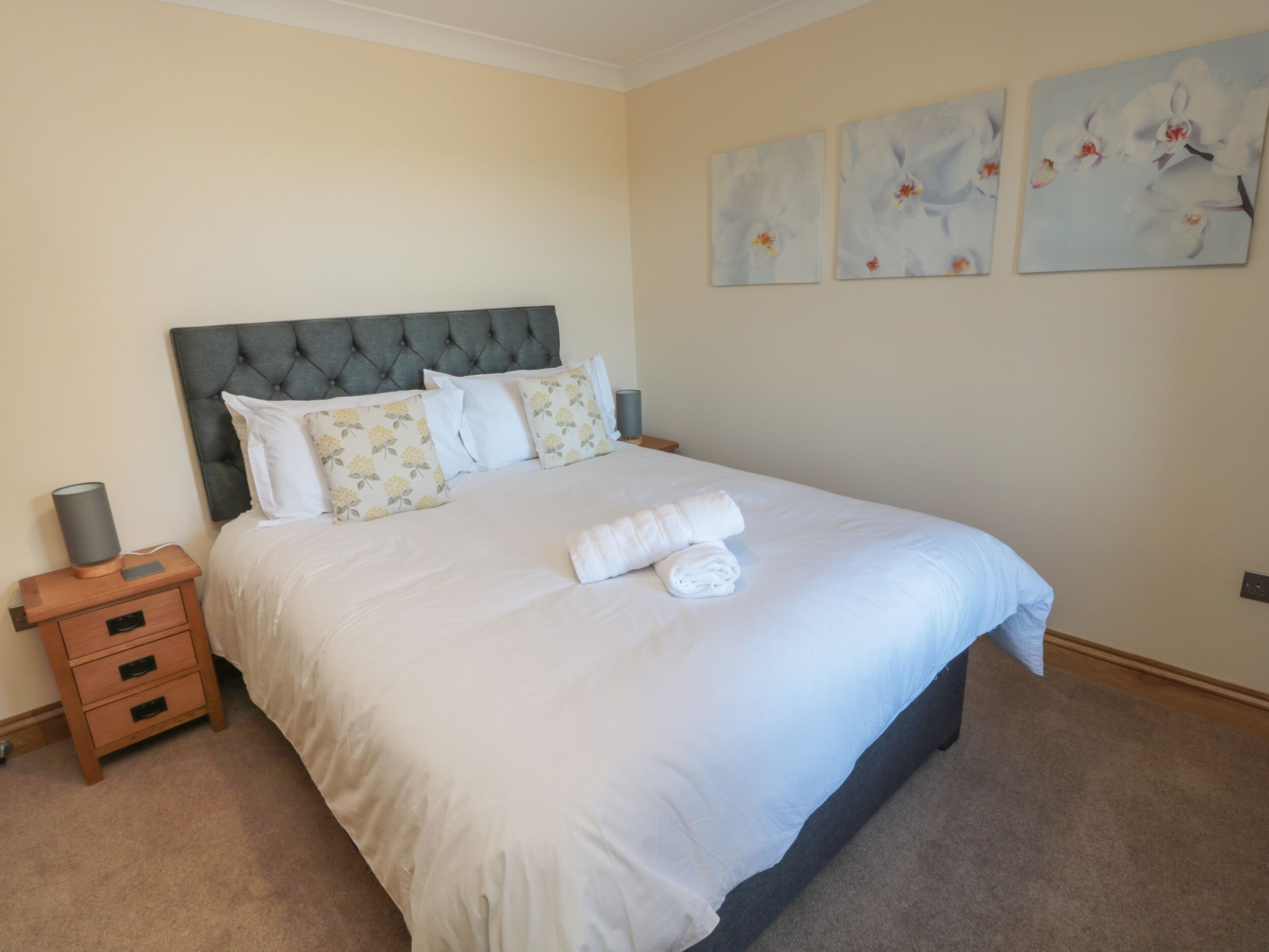 Småhus | 2 soverom, individuelt dekorert og individuelt innredet