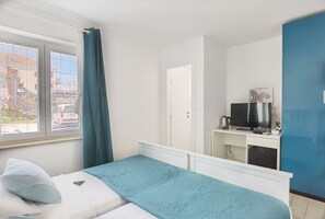 Apartment (Boutique Rooms - with pool - 1 - R101) | Free WiFi