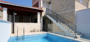 Piscina a l'aire lliure 