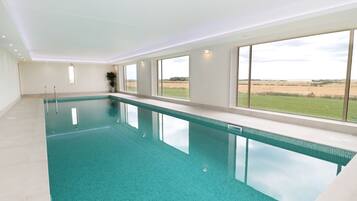Cottage | Pool | Indoor pool