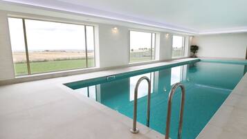 Cottage | Pool