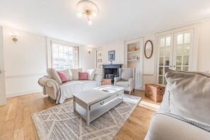 Smart TV, books, offices