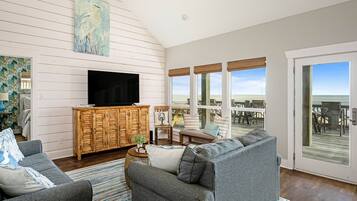 Smart TV, video games, stereo