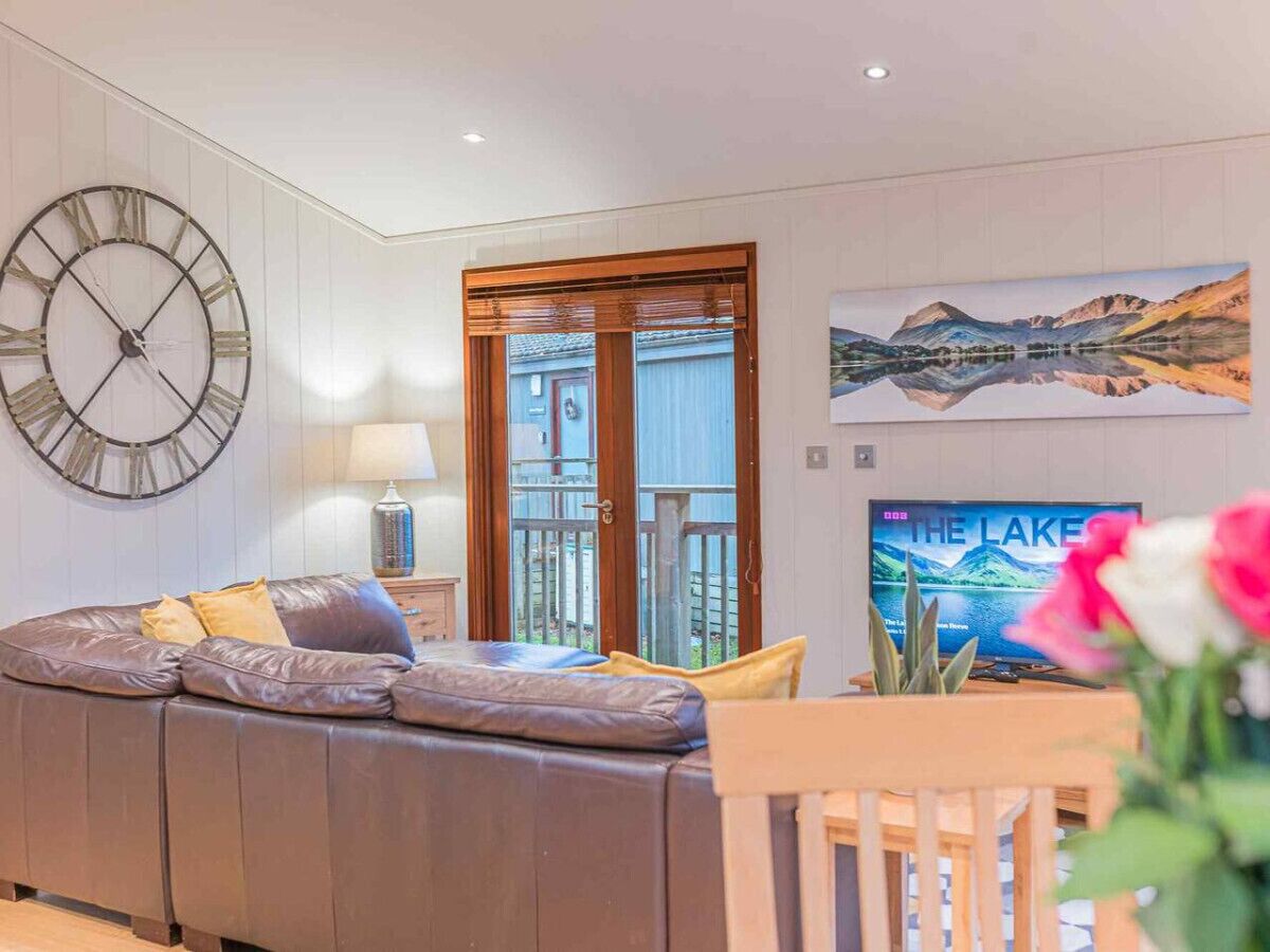 智能電視、壁爐