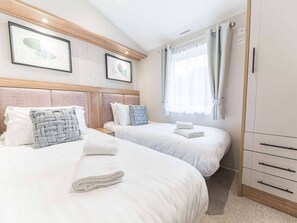 3 chambres, fer et planche à repasser, Wi-Fi gratuit, draps fournis