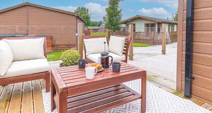 Stylish Lodge with easy access to Lakes and Dales