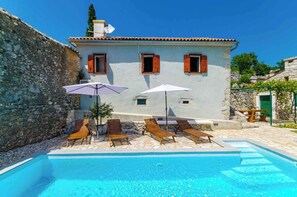 Pool - Holiday home with air conditioning (Crikvenica)