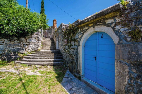 Property grounds - Holiday home with air conditioning (Crikvenica)