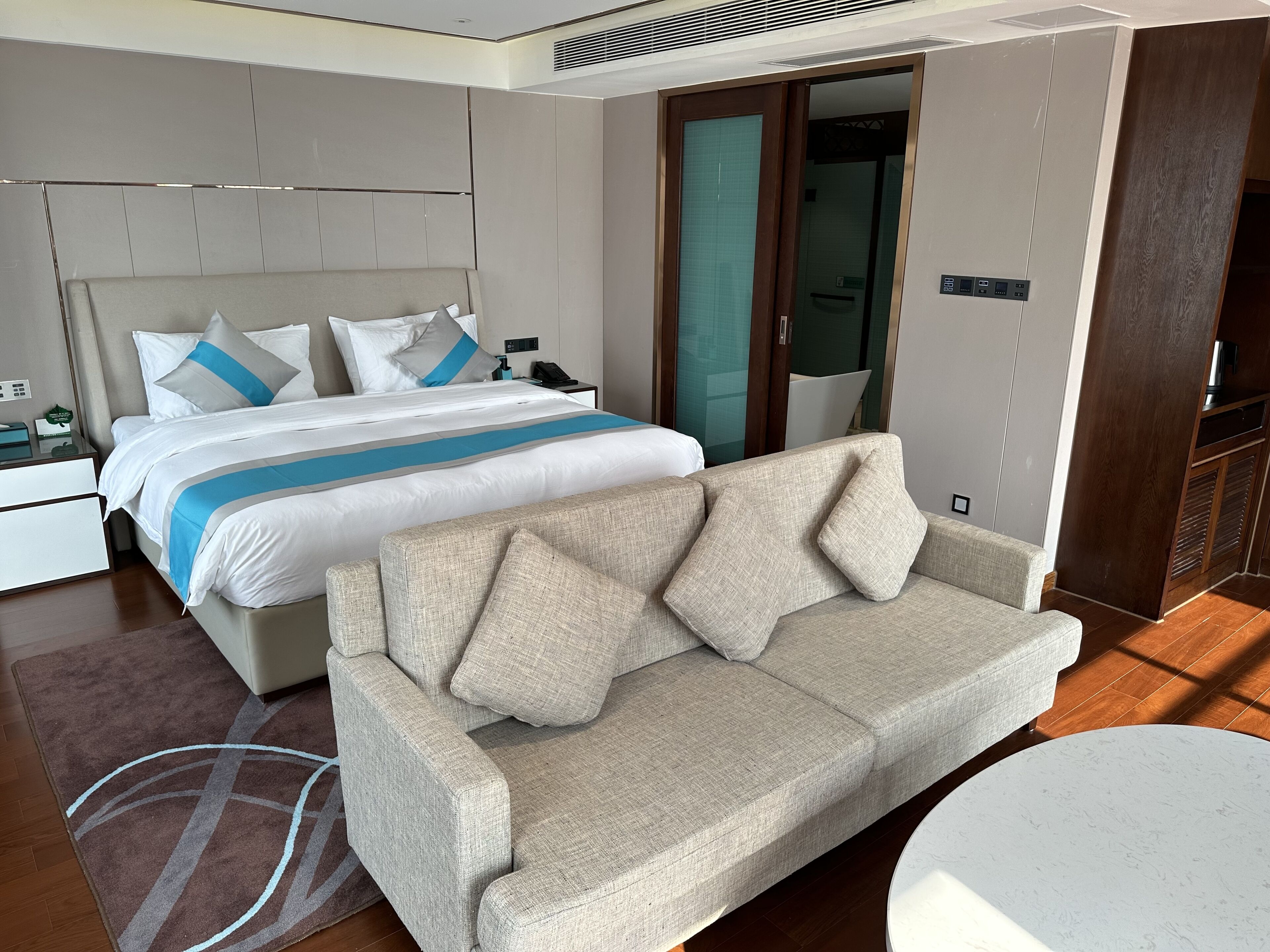 Executive-suite | Minibar, skrivebord, gratis Wi-Fi