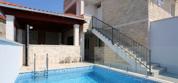 Piscina a l'aire lliure 