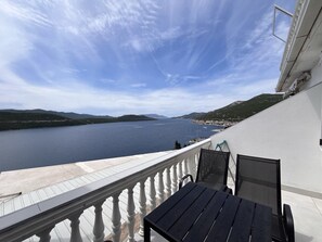 Property grounds - I Apartment with Balcony and Sea View (Neum)