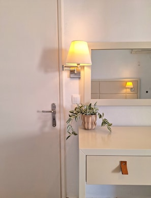 Family Apartment | 2 bedrooms, premium bedding, memory-foam beds, blackout curtains - Ever Green Beach Apartments (Corfu)