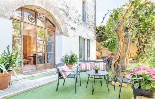 Ca Ses Monges Mallorcan house for 10 with swimming pool in Mancor de la Vall