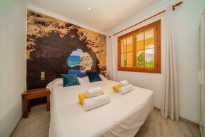 4 Schlafzimmer, Bügeleisen/Bügelbrett, kostenloses WLAN, Bettwäsche