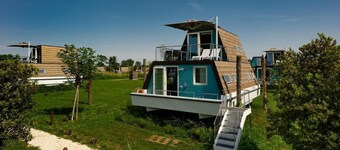 Unique Chalet Marina Azzurra Resort 2 Bedroom Sleeps 6 a