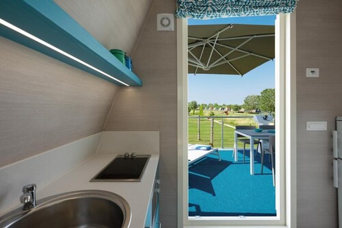 Unique Chalet Marina Azzurra Resort 2 Bedroom Sleeps 6 a