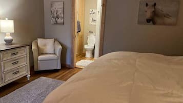 2 chambres, fer et planche à repasser, lit parapluie, Wi-Fi gratuit