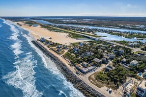 Una playa cerca