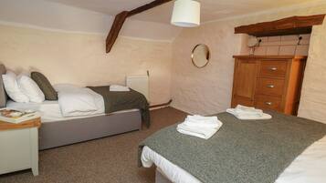 3 bedrooms, individually decorated, individually furnished, free WiFi