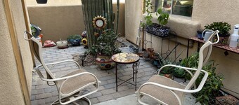 One bedroom, one bathroom, cozy Casita in Marana Az