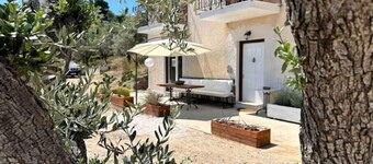 Brachera’s Garden Apartment
"Summer is a state of mind"
