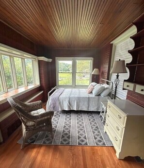 4 Schlafzimmer, Schreibtisch, kostenloses WLAN, Bettwäsche