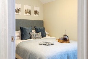 1 Schlafzimmer, Schreibtisch, Bügeleisen/Bügelbrett, Internetzugang