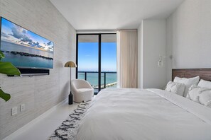 3 habitaciones, escritorio, tabla de planchar con plancha y wifi 