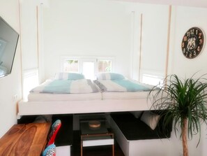 1 quarto, Wi-Fi de cortesia, roupa de cama