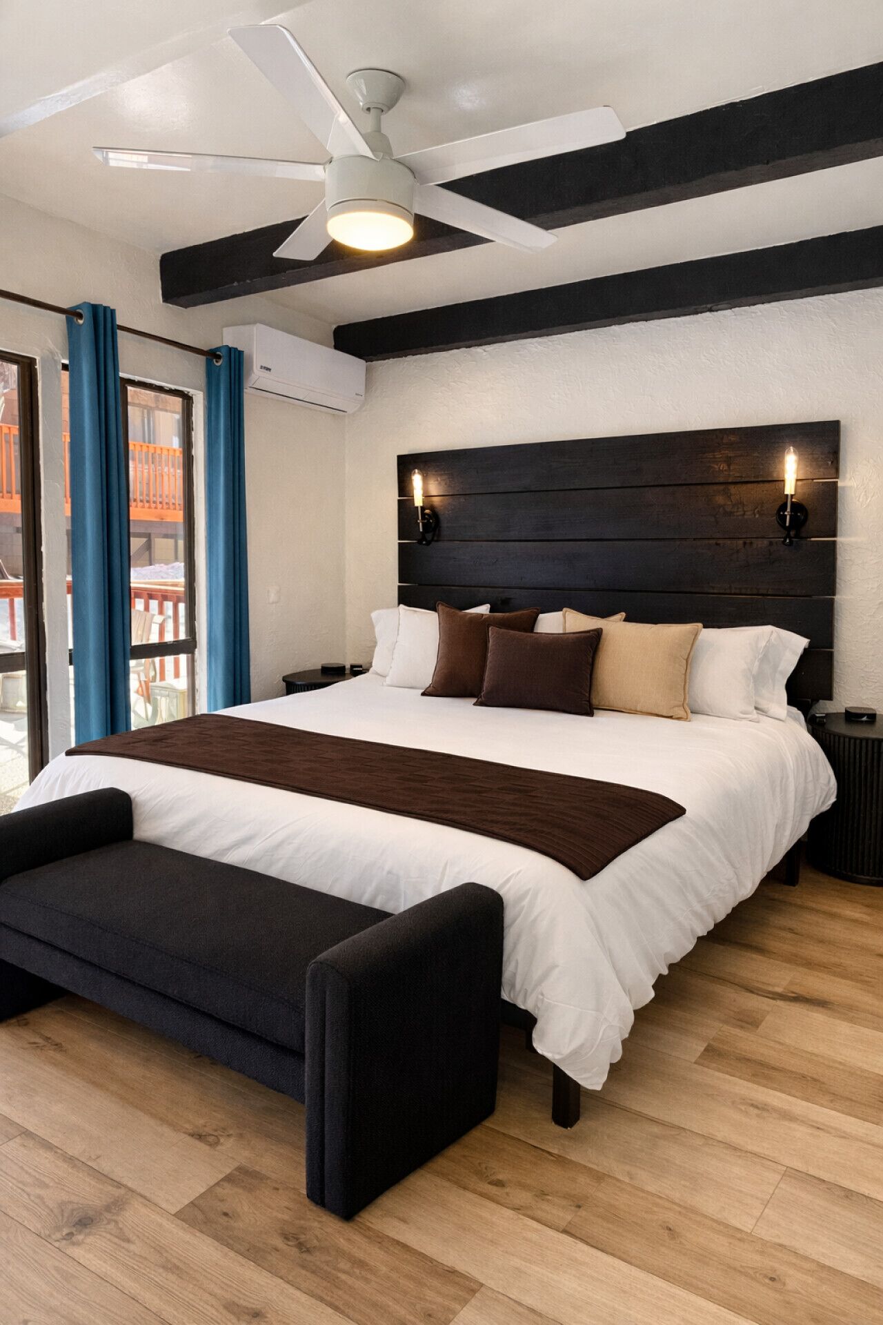 2 bedrooms, iron/ironing board, free WiFi, bed sheets