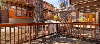 Steps Away From Slopes Beautiful Snow Summit Cabin