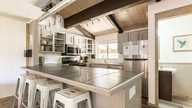 Coffee/tea maker, fridge, microwave, oven - Feet Away From Slopes Cozy Snow Summit Cabin (Big Bear Lake)