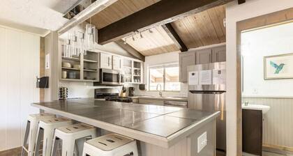 Feet Away From Slopes Cozy Snow Summit Cabin