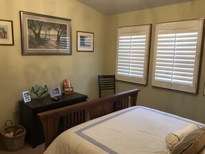 3 chambres, bureau, Wi-Fi, draps fournis