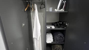 Comfort Apartment | Bathroom | Slippers