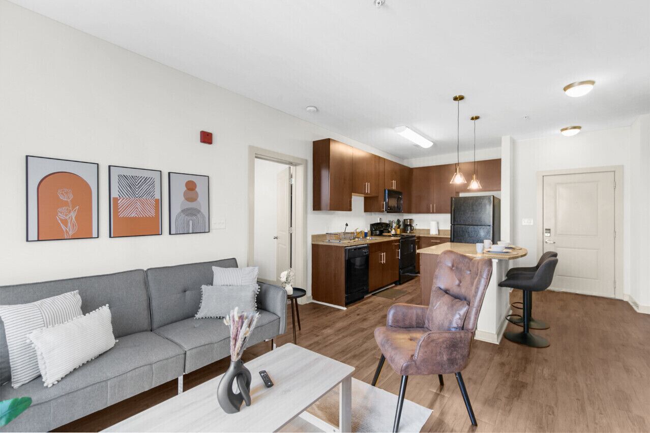 ~Downtown Delight:2BR|2BA Fully Equipped Amenities