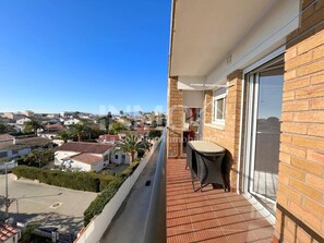Property grounds - Nice flat in Bahia area with parking space (Cambrils)