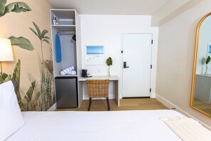 1 bedroom, desk, iron/ironing board, free WiFi