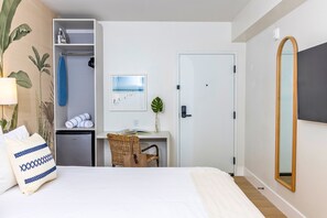 1 bedroom, desk, iron/ironing board, free WiFi