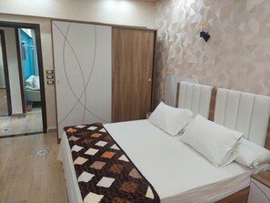 3 室のベッドルーム、ベッドシーツ