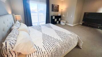 4 Schlafzimmer, Bügeleisen/Bügelbrett, WLAN, Bettwäsche