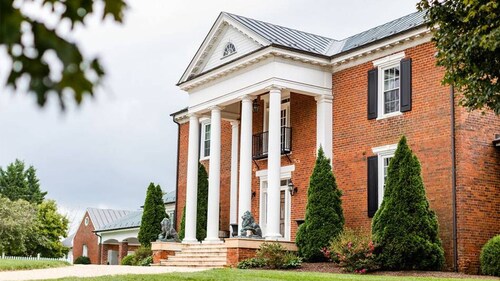 Quaint Summer Kitchen Cottage Perfect for 2