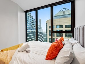 2 Schlafzimmer, Schreibtisch, Bügeleisen/Bügelbrett, WLAN
