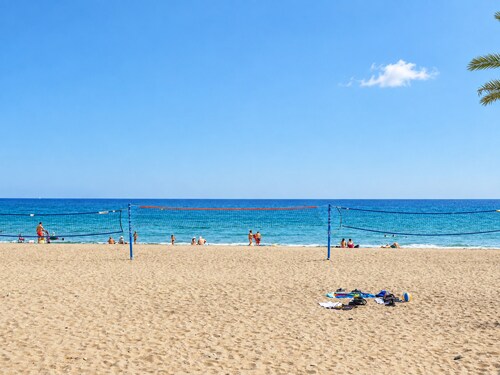 Cubo's Estepona Oceanview Apartment & Free Parking / beachfront / free wifi / parking included