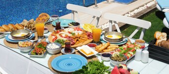 Lavinia Garden Alaçatı