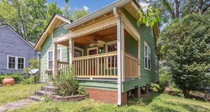 TigerTown Retreat. Downtown Baton Rouge and 5 minutes to LSU.